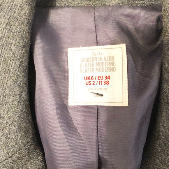 Gray Blazer with Black trim by GAP - Picture 3 of 11